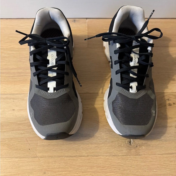 Cloudrunner eclipse sz 8 Wide with aertex insole - Picture 5 of 8